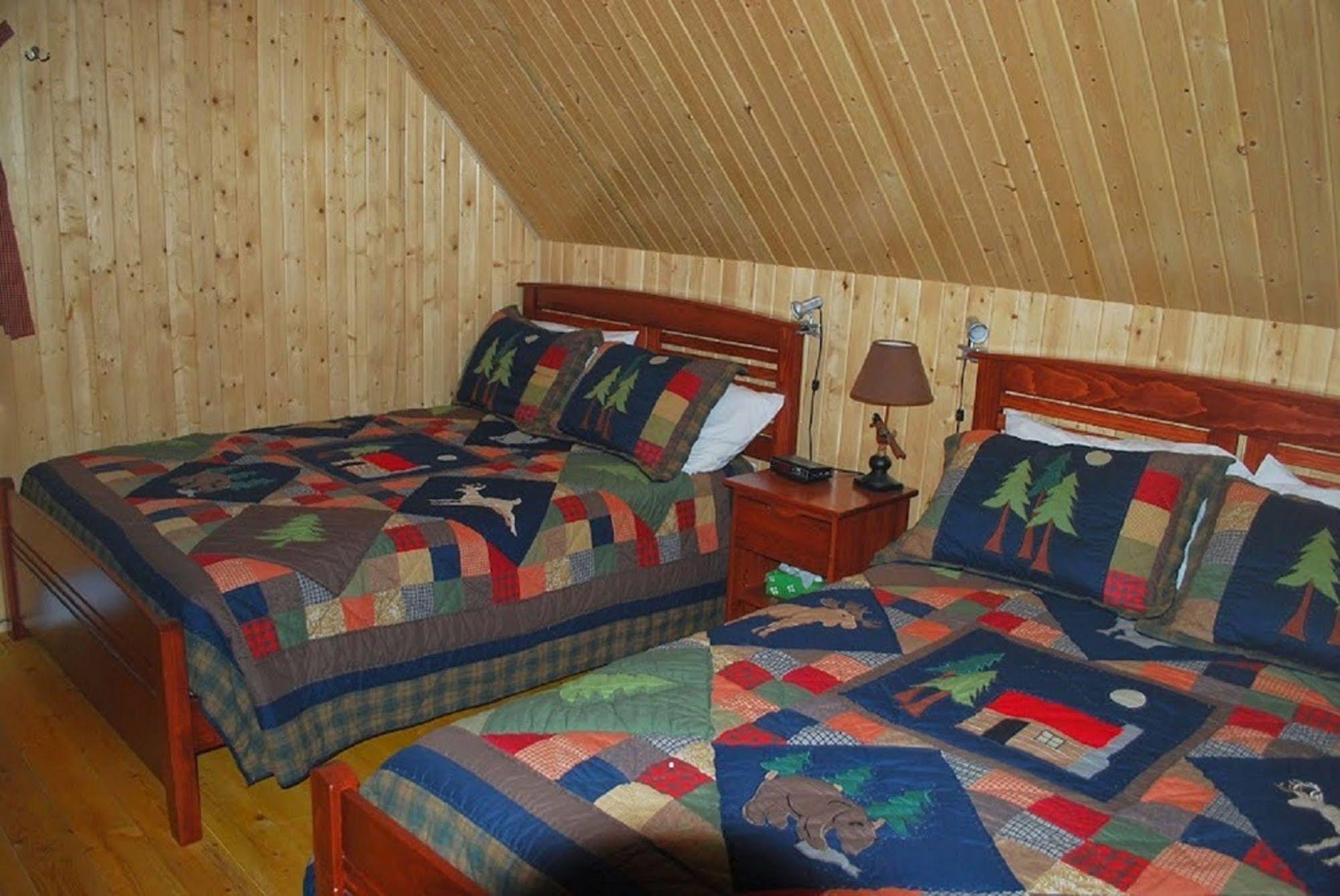 Auberge De La Riviere Matapedia - Matapedia River Lodge Routhierville Екстер'єр фото